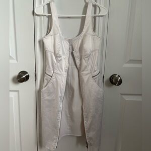 White Sleeveless Dress with Pockets